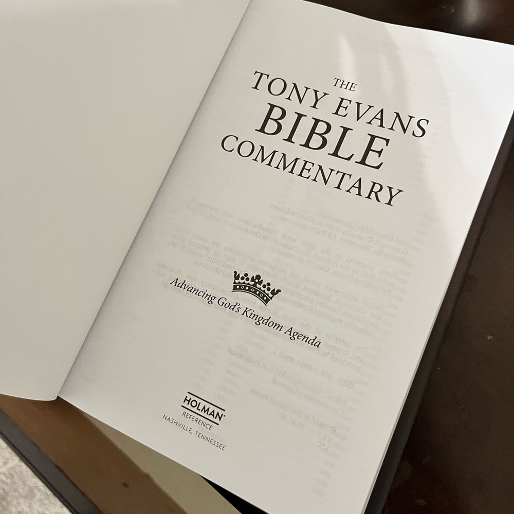 Tony Evans Bible Commentary